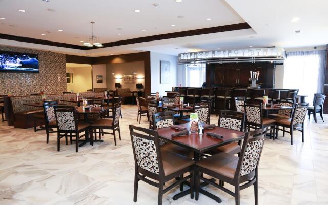 Holiday Inn Houston Webster by IHG