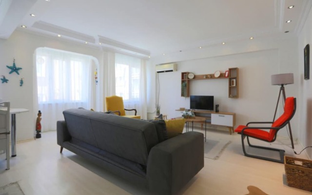 Modern Cozy Flat With Central Location in Sisli