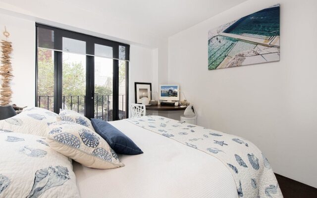 PPT50 Sleek 2 Bed Designer Abode