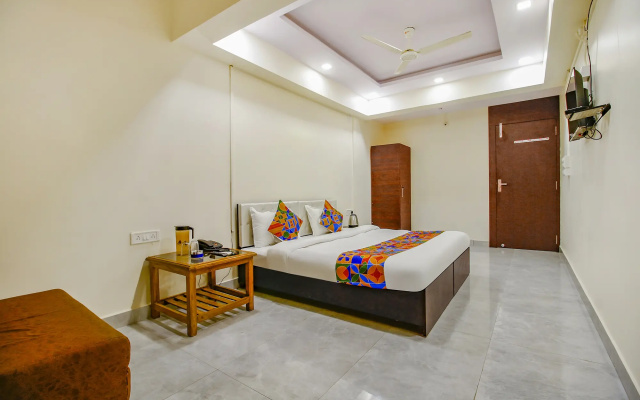 Fabhotel Sanskar