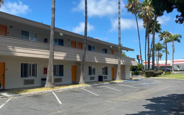 Hotel Palmeras Chula Vista