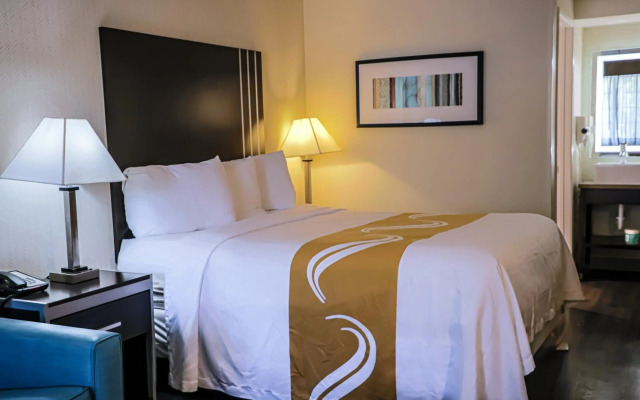 Quality Inn & Suites Camarillo - Oxnard