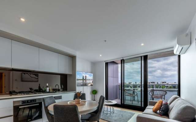 Melbourne Private Apartments - Collins Wharf Waterfront, Docklands