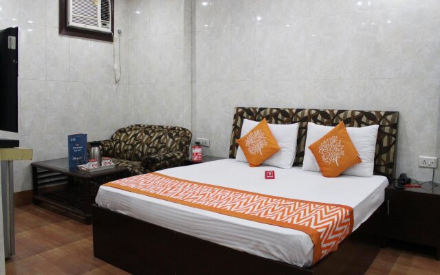 OYO 2705 Hotel Preet Palace