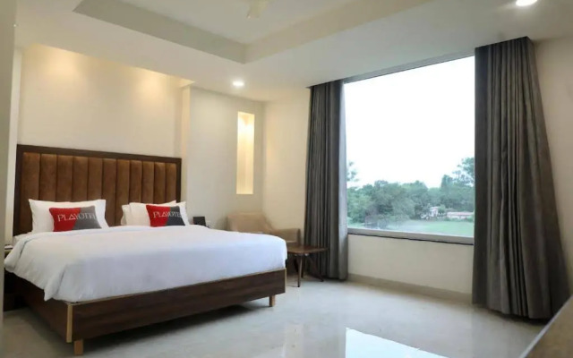 Playotel Premier Guna