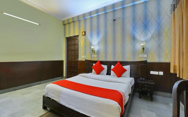 OYO 2072 Hotel Indigo Heritage