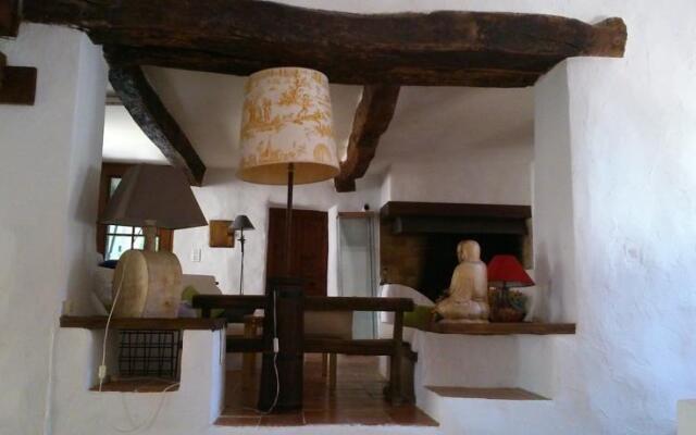 EMMA Guesthouse