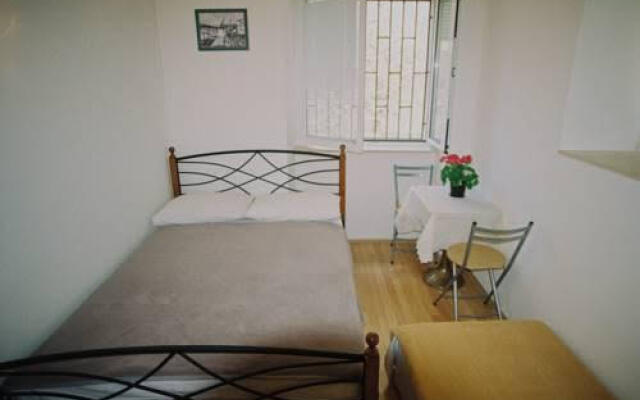 Apartments Zlata