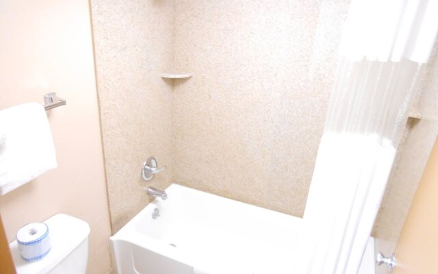 Travelodge Flagstaff - NAU Conference Center