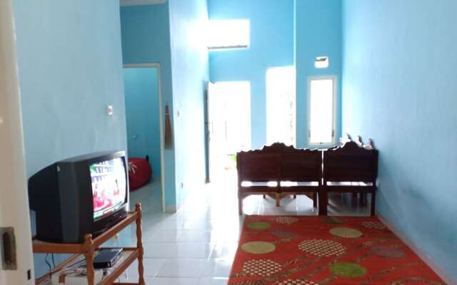 Homestay Omah Seledri Batu