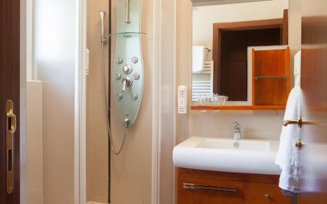 Hotel Stari Podrum