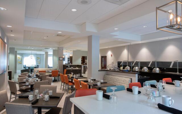 Holiday Inn Hotel & Suites Raleigh / Cary by IHG