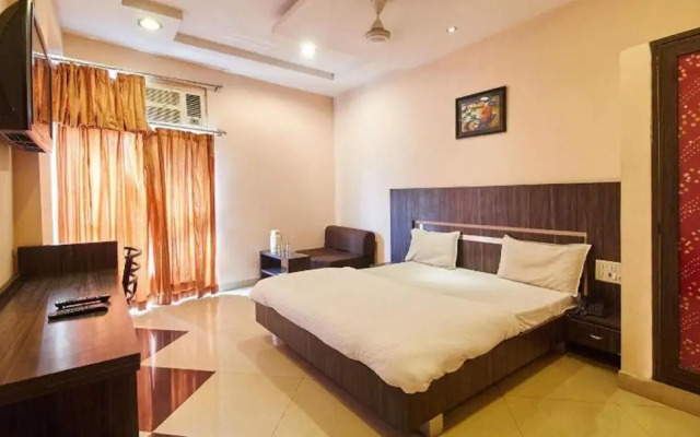 Hotel Savera