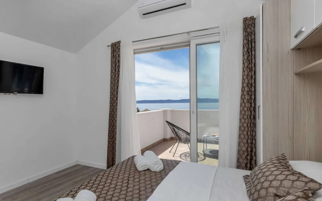 Stunning Villa in Drasnice With Private Pool