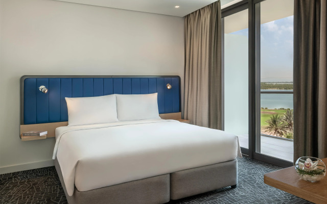 Yas Plaza Bay by IHG
