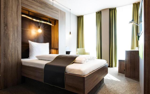 RiKu HOTEL Ulm