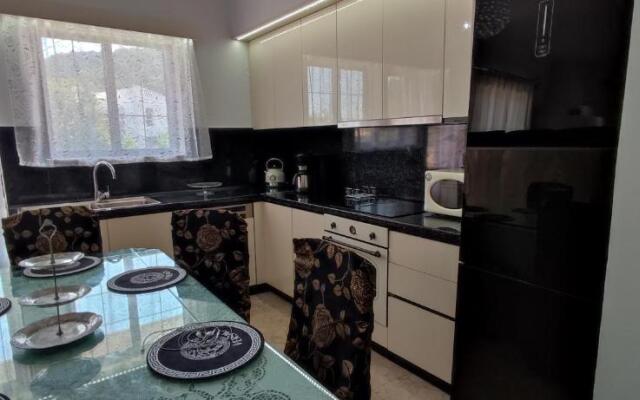 Ixian House Apartment