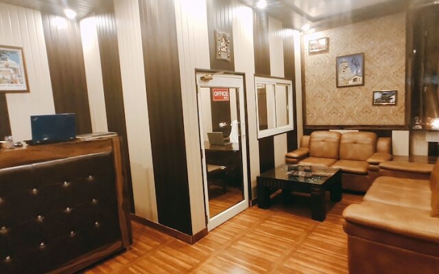 Se Hotel Grand Aryavart