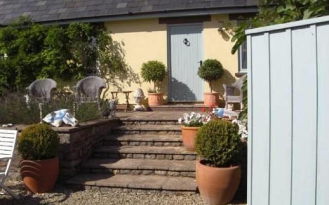 The Courtyard B&B
