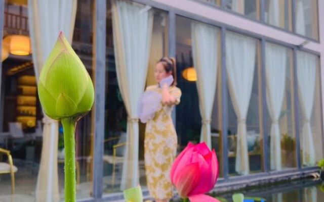 Shenglan View Sea Light Luxury Courtyard in Dali