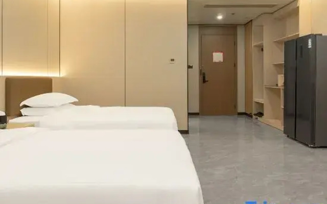 Yue Tower Esports Hotel (Hengyang Zhengxiang Wanda Plaza Store)