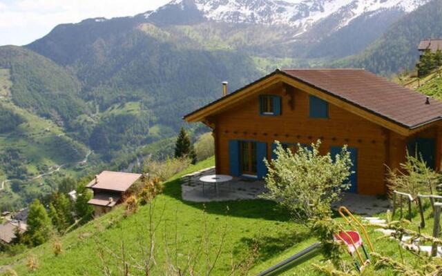 Chalet Alpina offers great views.