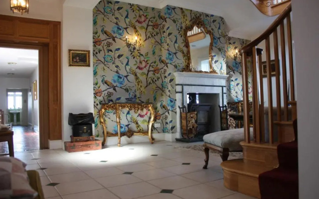 Eagle House