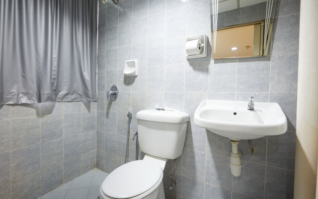 Tang City Hotel, Petaling Street, Merdeka PNB 118 Tower