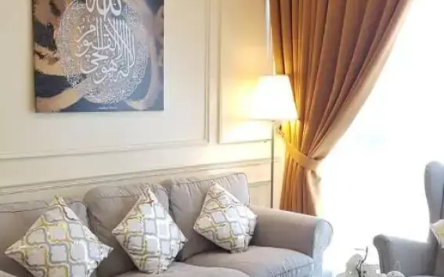 Aleeya Suite @ Troika Residence