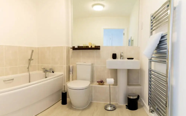 Kingfisher Cambridge Central West Apartments