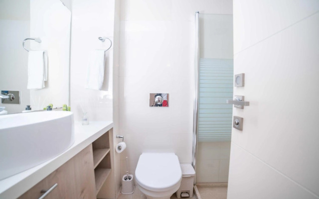 Art Apartment In Mamila - King David Residence