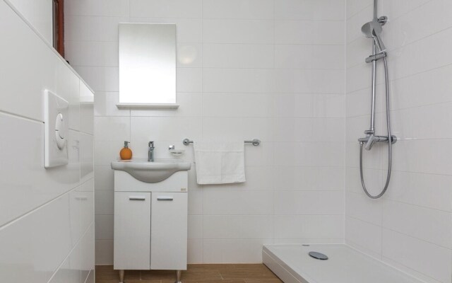 Awesome Home in Sv Filip i Jakov With Sauna, Wifi and 5 Bedrooms