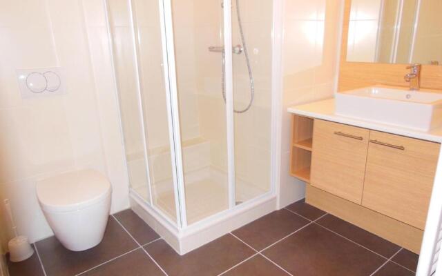3 Bedrooms, 3 bathrooms central Cannes Lecerf 411