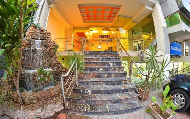 Ballagio Hotel