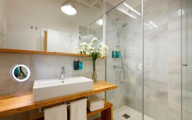 La Gallega by Upper Luxury Housing