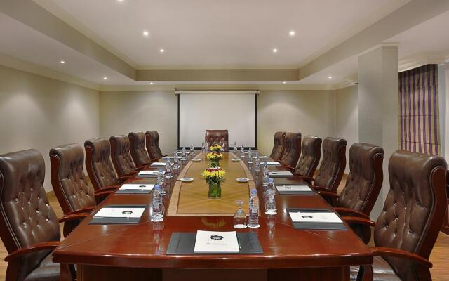 Al Safir Hotel & Tower