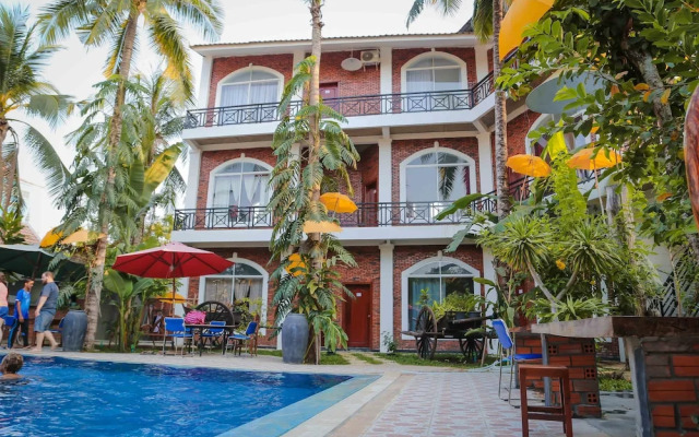 The Coconut House Villa