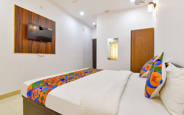 Fabhotel Prime Vallabh Villas