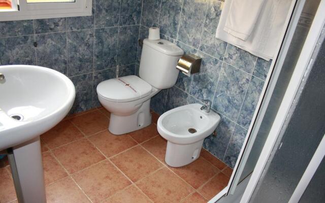Vivian's Guest House