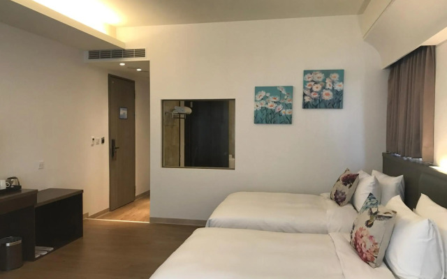 ML Hotel