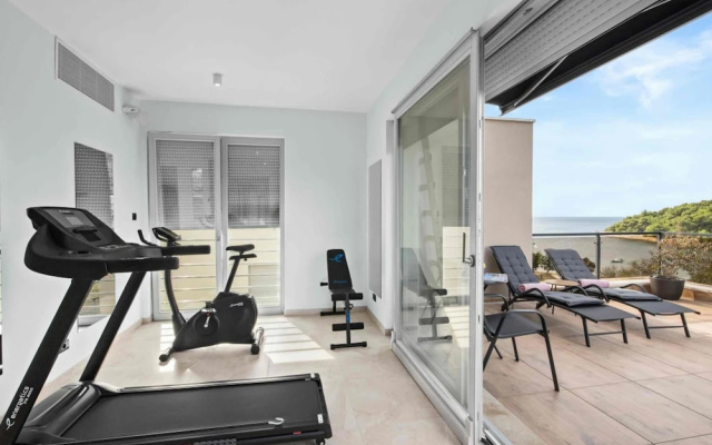 Villa Palma - Seaside Luxury Villa for 6 Person