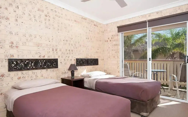 Byron Bay Accom - Waitui - 1/3 Somerset St