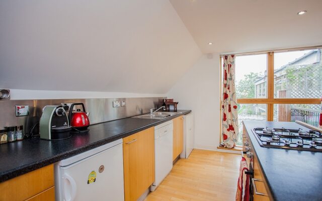 Spacious Quiet Mews House Near Angel