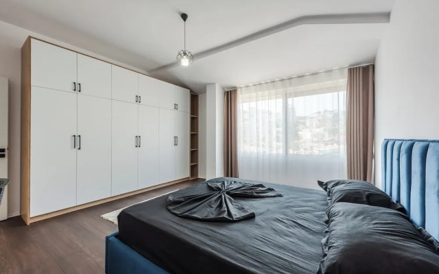 The City Center Penthouse by PS