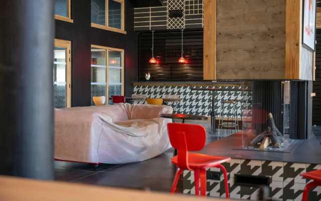 Charming Apt With View 2bd/6p -residence in Mega\"ve