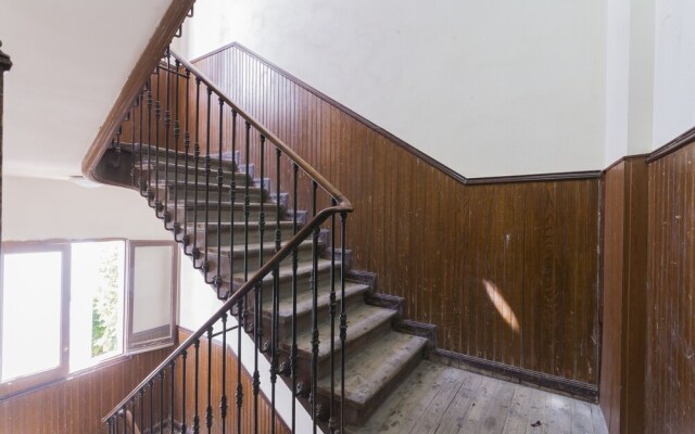 Dobo Rooms - Cascorro Apartment