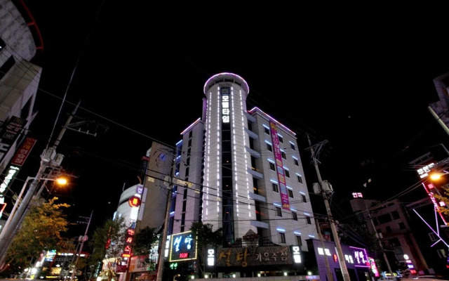 Cheongju Yongamdong Time