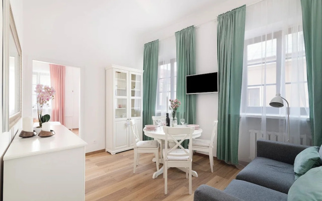 EASY RENT Apartments- OLD TOWN