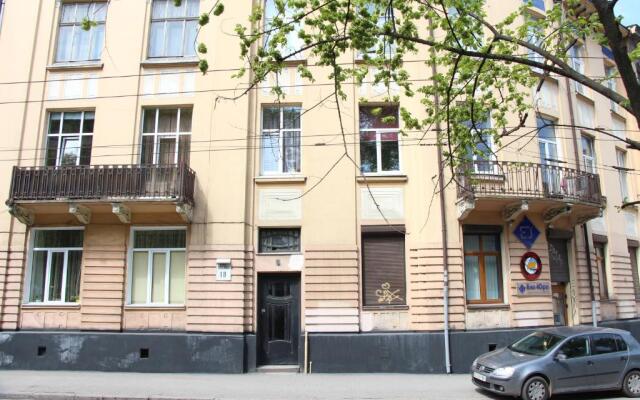 Apartment on Rustaveli