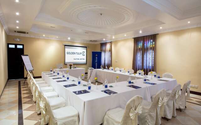 Golden Tulip Stonetown Boutique